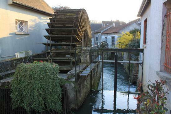 Charmant Village Proche Disneyland & Paris Креси-ла-Шапель Экстерьер фото